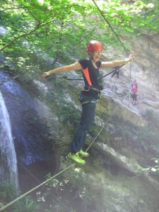 Kletterwald-München-Teammitglied-Kathi-am-Klettersteig